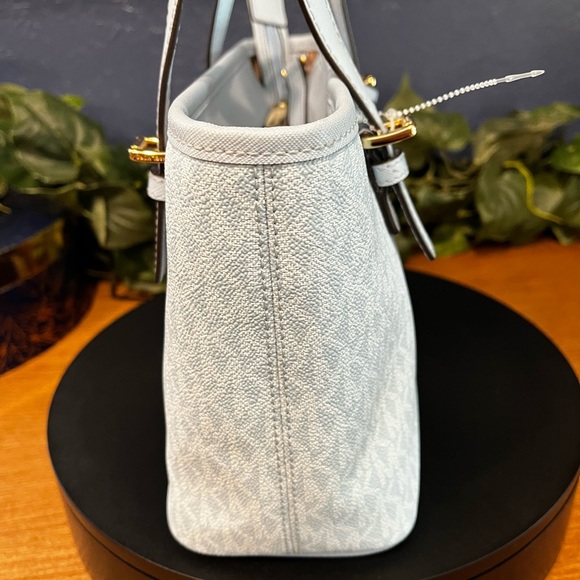 NWT Michael Kors light blue Crossbody bag and wallet - Picture 4 of 15